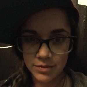 Meet your Posher, Alexandra